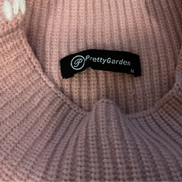 Women's Pink Chunky Knit Sweater - Picture 8 of 8